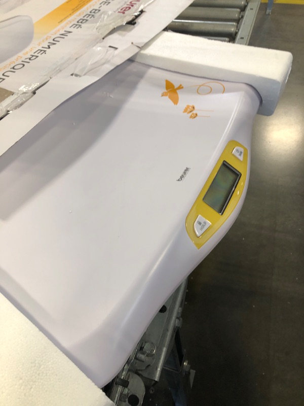 Photo 1 of Beurer BY80 Digital Baby Scale, Infant Scale for Weighing in Pounds, Ounces, or Kilograms up to 44 lbs, Newborn Scale with Hold Function, Pet Scale for Cats and Dogs