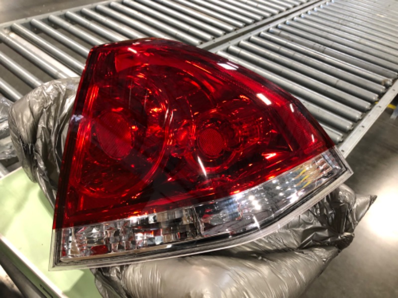 Photo 1 of Gold Shrine For Chevrolet Chevy Impala Tail Light Lamp 2006 2007 2008 2009 2010 2011 2012 2013 Passenger Right Side Passenger Side (Right)