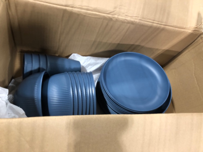 Photo 2 of ***MISSING *** RVXHUA 28-Piece Premium Plastic Dinnerware Sets , Unbreakable Wheat Straw Cups Plates and Bowls Set, Microwave and Dishwasher Safe Kitchen Dish Set for RV Camping Picnic Dorm, Blue Dark Blue