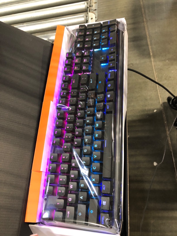 Photo 3 of SteelSeries Apex 5 Hybrid Mechanical Gaming Keyboard – Per-Key RGB Illumination – Aircraft Grade Aluminum Alloy Frame – OLED Smart Display (Hybrid Blue Switch) Hybrid Blue 