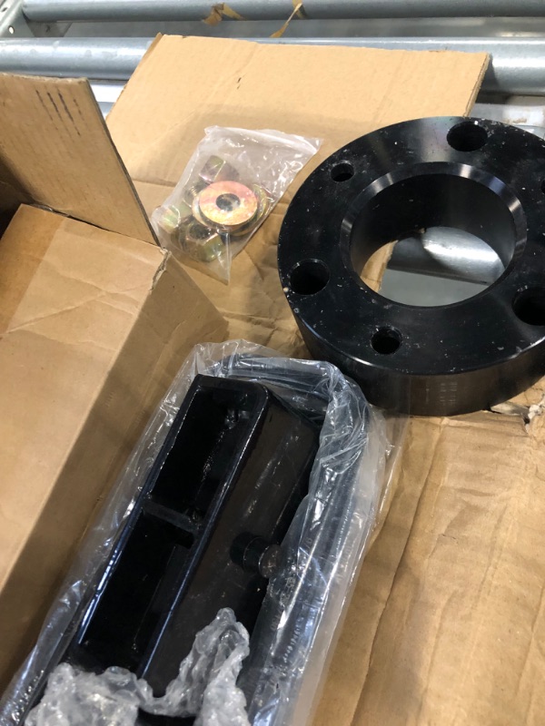 Photo 1 of 3" Front and 2" Rear Leveling Lift Kit for 2007-2020 Silverado 1500 2007-2020 Sierra 1500 2WD/4WD,3"+2" Strut Spacers Raise Your 2007-2020 Silverado/Sierra 1500 Front 3" Rear 2"