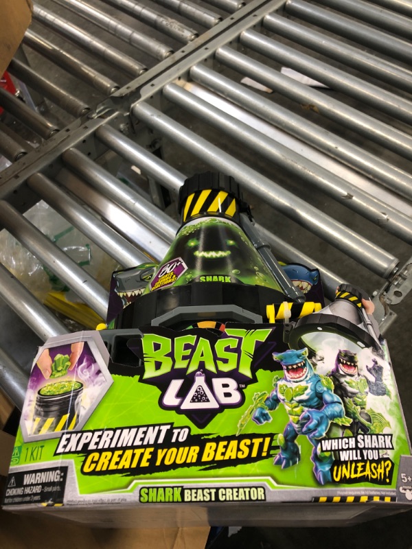 Photo 3 of Beast Lab – Shark Beast Creator. Add Ingredients & Follow The Experiment's Steps to Create Your Beast! with Real Bio Mist & 80+ Lights, Sounds and Reactions 