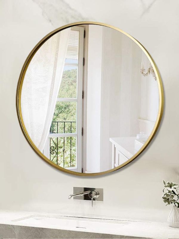Photo 1 of  Gold Round Mirror Wall Mounted,31.5in Large Circle Mirrors for Wall

*Glass In Good Condition*