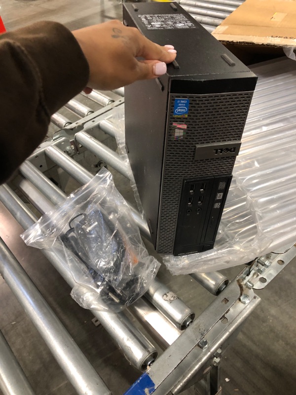 Photo 4 of Dell Optiplex 9020 Small Form Factor Desktop with Intel Core i7-4770 Upto 3.9GHz, HD Graphics 4600 4K Support, 32GB RAM, 1TB SSD, DisplayPort, HDMI, Wi-Fi, Bluetooth - Windows 10 Pro (Renewed) Intel Core i7-4770 | No Optical