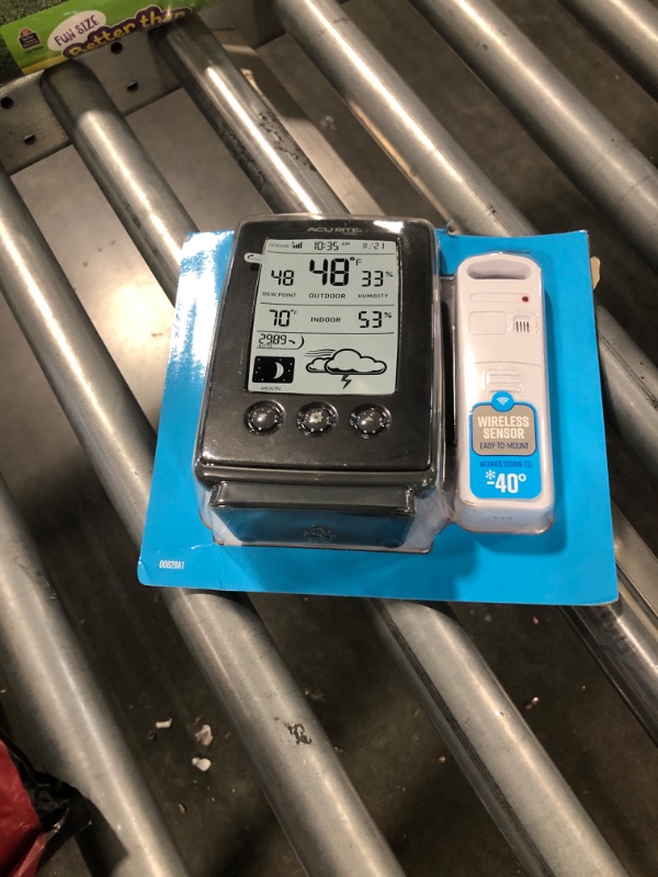 Photo 2 of AcuRite Digital Weather Forecaster with Indoor/Outdoor Temperature, Humidity, and Moon Phase (00829) & 5" Capacity Easy-to-Read Magnifying Acrylic, Blue (00850A2) Rain Gauge Station + Rain Gauge