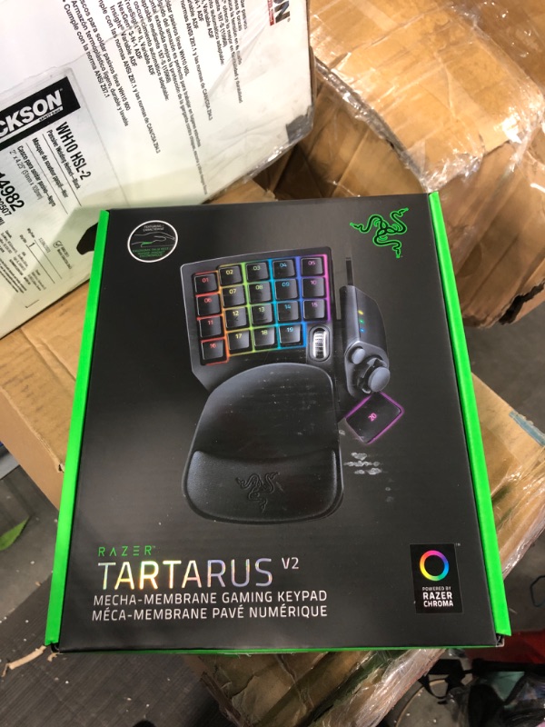 Photo 2 of Razer - Tartarus V2 Wired Gaming Mecha-Membrane Keypad with Chroma Back Lighting - Black