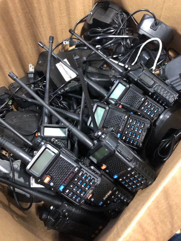 Photo 1 of 10-pcs Baofeng UV-5R VHF/UHF Two Way Ham Radio Walkie Talkies
