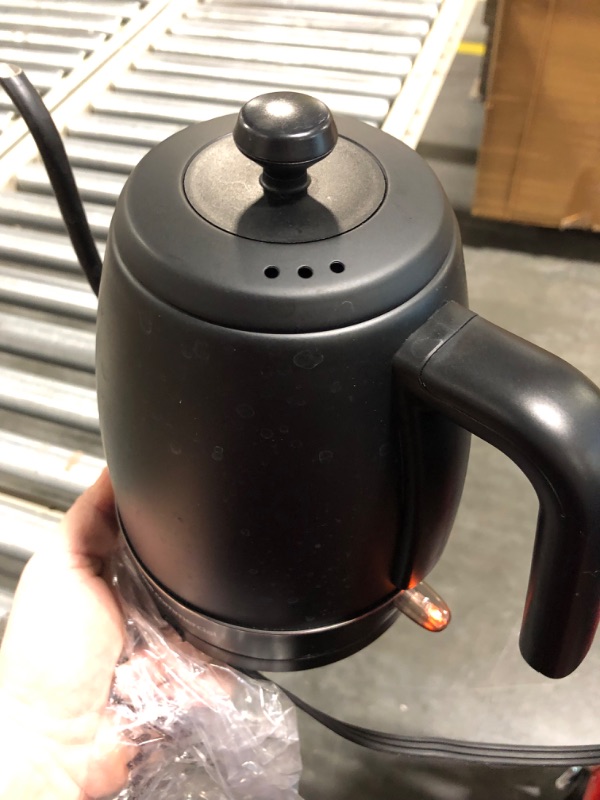 Photo 3 of AmazonCommercial Black Stainless Steel Electric Gooseneck Kettle Black 11.11 x 5.75 x 8.62