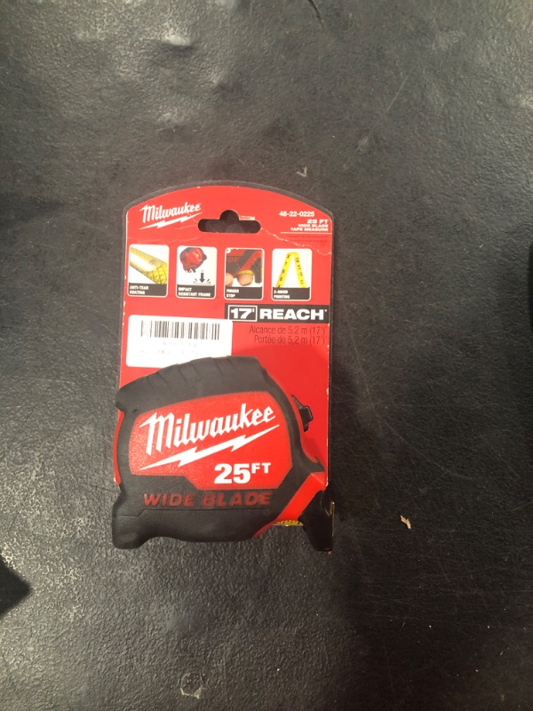 Photo 2 of 25' Milwaukee Magnetic Wide Blade Tape Measure