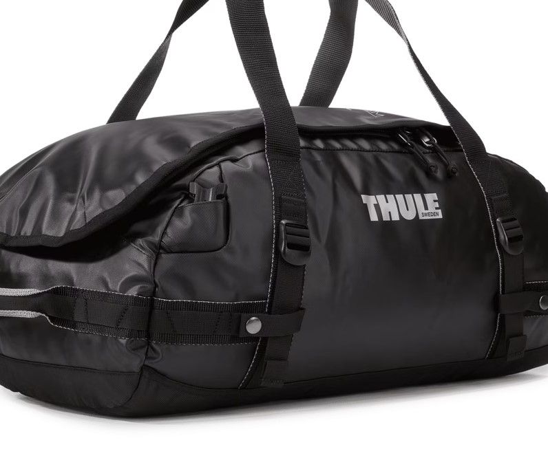 Photo 1 of 40L duffel bag black

