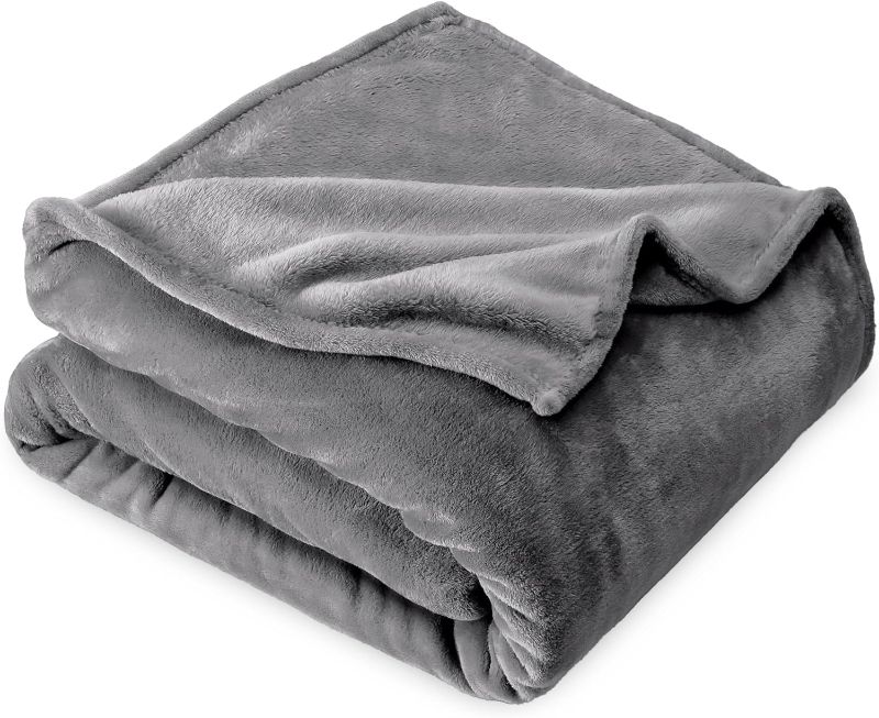 Photo 1 of  Fleece Blanket - King Blanket - Grey - Lightweight Blanket for Bed, Sofa, Couch, Camping, and Travel - Microplush - Ultra Soft Warm Blanket (King, Grey)
