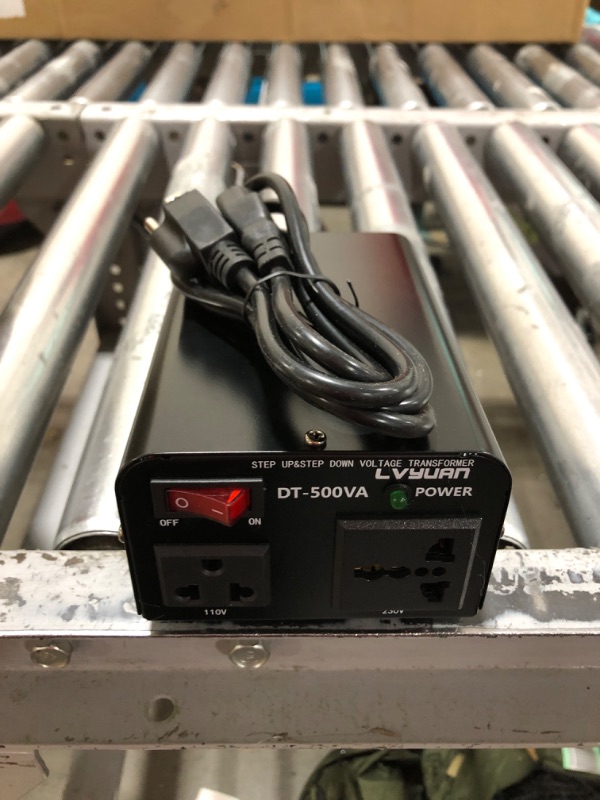 Photo 1 of LVYUAN Voltage Transformer Converter 500 Watt Step Up/Down Convert from 110-120 Volt to 220-240 Volt and from 220-240 Volt to 110-120 Volt with US Outlet, Universal Outlet, Circuit Breaker 500VA