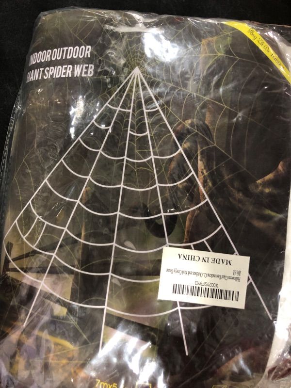 Photo 2 of Halloween Decorations Outdoor Giant Spider Web Set, 200" Triangle Web+49" Large Scary Spider +10pcs Small Spider + Luminous Stretch Spider Web for Indoor Outside Yard Garden Lawn Party Porch Décor