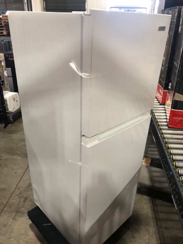 Photo 2 of  Vissani 10.1 Cu. Ft. Top Freezer Refrigerator in White 