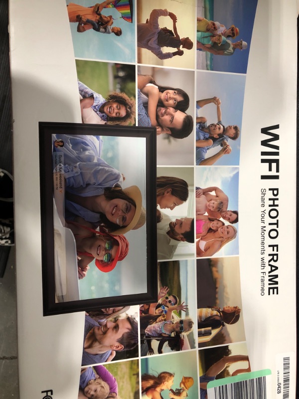 Photo 1 of 32GB 15.6inch FRAMEO Digital Photo Frame with 1920x1080 FHD IPS LCD Touch Screen, Dual-WiFi Share Photos & Videos Via Frameo App, Support USB Drive/SD Card Extend Storage, Motion Sensor, Auto-Rotate 15.6 inch FRAMEO - FHDx003uh0dc1
