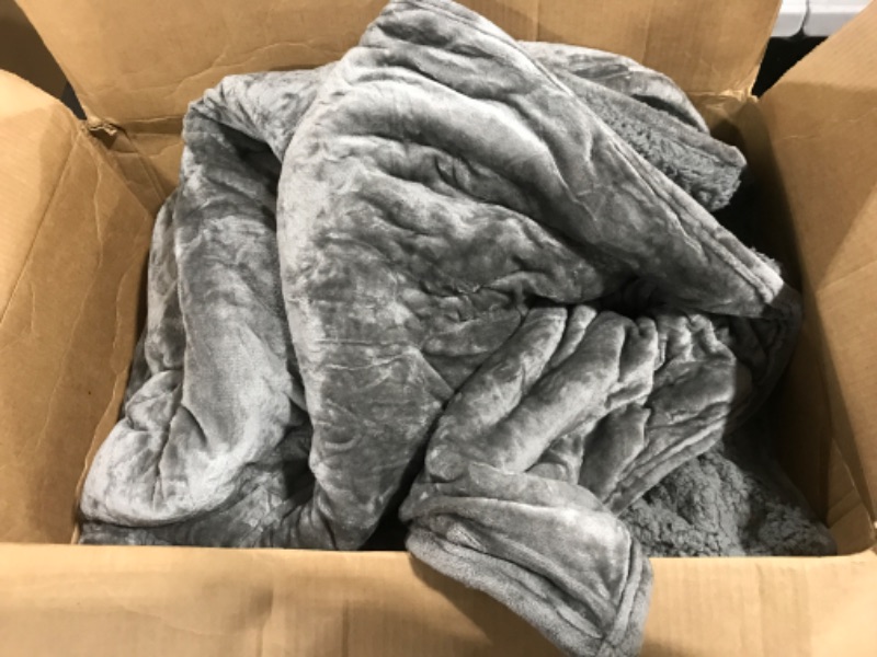 Photo 2 of  Weighted Blanket grey 60x80