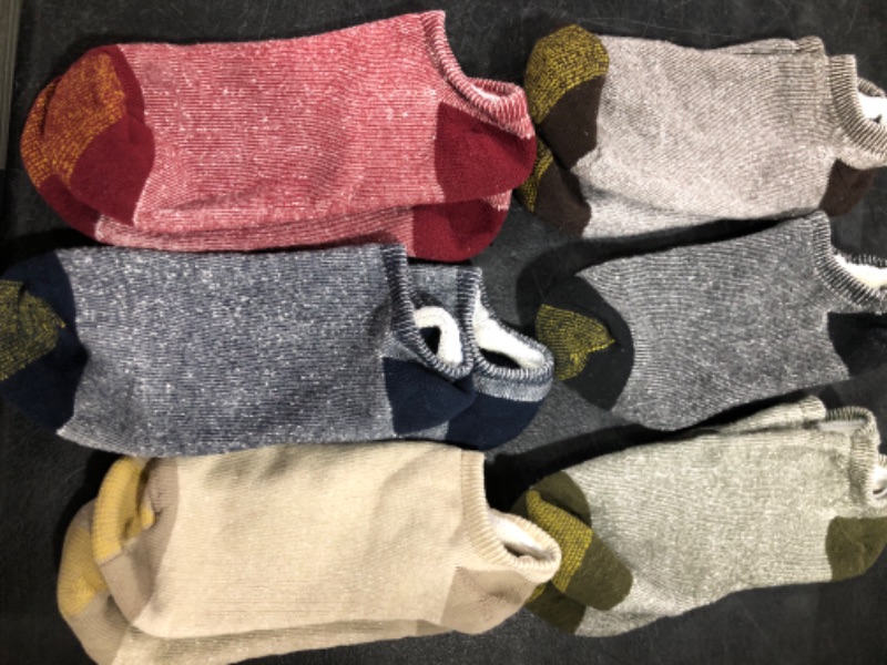 Photo 1 of 6 PAIRS OF SOCKS SIZE 8-9