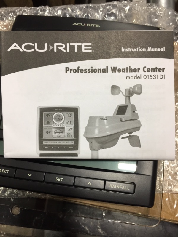 Photo 4 of AcuRite Iris (5-in-1) Indoor/Outdoor Wireless Weather Station for Indoor and Outdoor Temperature and Humidity, Wind Speed and Direction, and Rainfall with Digital Display (01512M)
