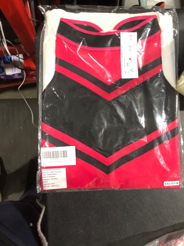 Photo 1 of GIRLS CHEERLEADING COSTUME -XXL