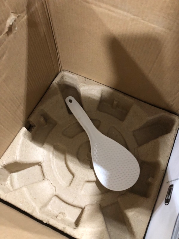 Photo 5 of Aroma Housewares ARC-914SBD Digital Cool-Touch Rice Grain Cooker and Food Steamer, Stainless, Silver, 4-Cup (Uncooked) / 8-Cup (Cooked) Basic---BOX DAMAGE