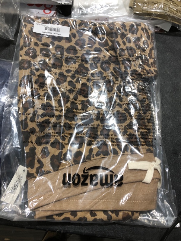 Photo 1 of Amazon Essentials Women's French Terry Fleece Jogger Sweatpant (Available in Plus Size) Large Leopard