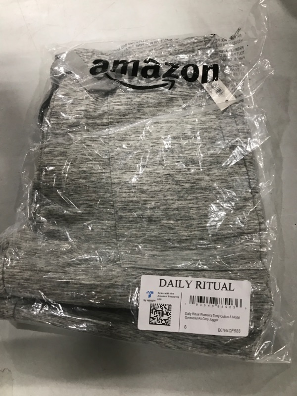 Photo 1 of Daily Ritual Women's Terry Cotton and Modal Oversized-Fit Crop Jogger Regular Grey Heather, Space Dye size Small