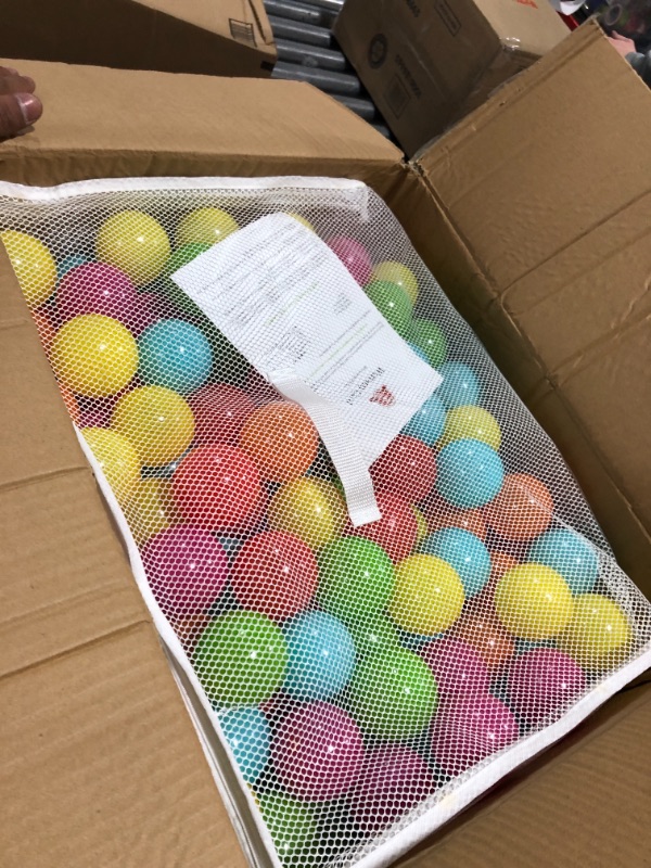 Photo 1 of BalanceFrom 23Inch Phthalate Free BPA Free NonToxic crush Proof Play Balls Pit Balls 6 Bright col