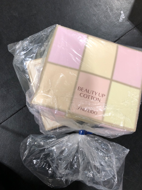 Photo 1 of 216 count Shiseido Beauty-up Cotton 
