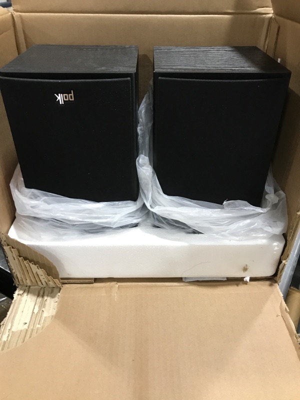 Photo 2 of Polk Audio T15 Bookshelf Speakers Pair Black