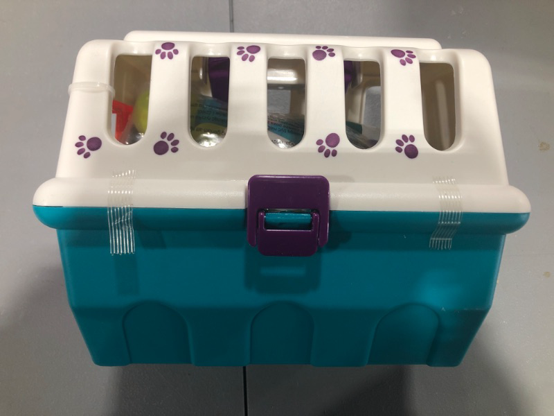 Photo 2 of Battat - Dalmatian Vet Kit - Interactive Vet Clinic and Cage Pretend Play for Kids  , Blue
