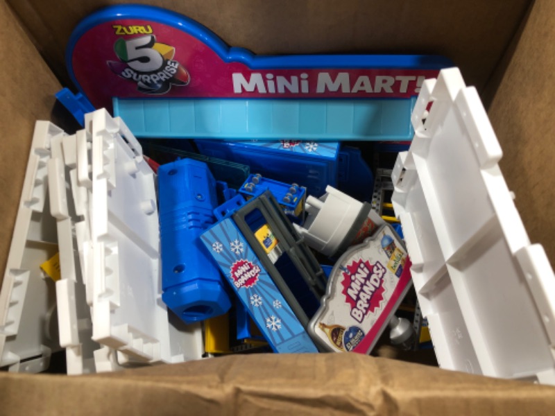 Photo 1 of 5 Surprise Mini Brands Mini Mart Playset Series 3 by ZURU with 5 Exclusive Mystery Mini Brands, Store and Display Your Mini Collectibles Collection!
