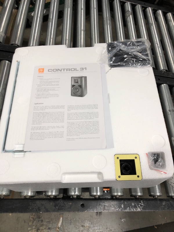 Photo 1 of JBL Professional Control 31 Two-Way High-Output Indoor-Outdoor Monitor Speaker, Black 10-Inch 250-Watt