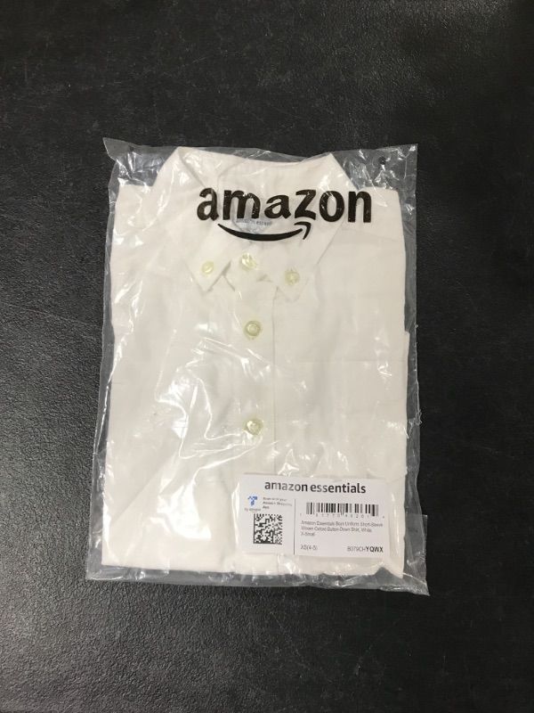Photo 2 of Amazon Essentials Boys' Uniform Short-Sleeve Woven Oxford Button-Down Shirt Small White