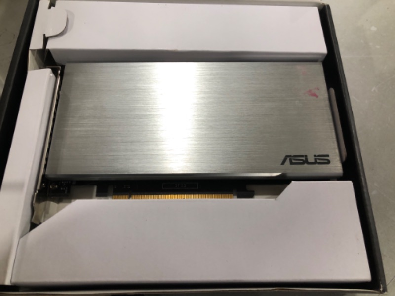 Photo 2 of ASUS Hyper M.2 X16 PCIe 3.0 X4 Expansion Card V2 Supports 4 NVMe M.2 (2242/2260/2280/22110) Upto 128 Gbps for Intel VROC and AMD Ryzen Threadripper NVMe Raid
