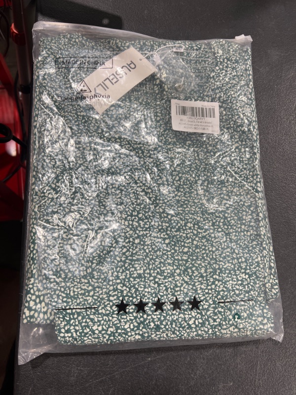 Photo 1 of AUSELILY Women's Summer Floral Tiered Maxi Dress Casual Short Sleeve Smocked-Top Bohemian Maxi Dress SIZE X-Large 02-green White Horseshoe