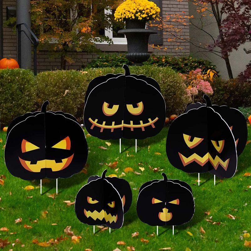 Photo 1 of 5 Pieces 3D Thanksgiving Pumpkin Yard Signs Outdoor Lawn Decorations with Stakes Spooky Pumpkin Lawn Signs Scary Yard Decor for Thanksgiving Day Party Supplies 8 Inch 13 Inch (Scarry Style)