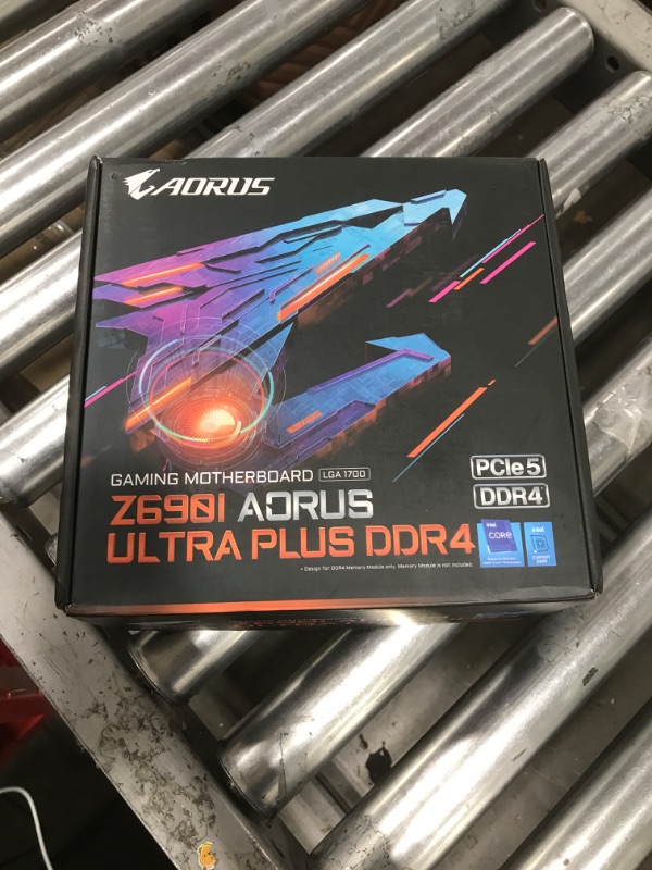 Photo 6 of GIGABYTE Z690I AORUS Ultra Plus D4 (LGA 1700/ Intel Z690/ Mini-ITX/ DDR4/ Dual M.2/ PCIe 5.0/ USB 3.2 Gen2X2 Type-C/Intel WiFi 6E/ Intel 2.5 GbE LAN/Gaming Motherboard) Z690 Z690I AORUS ULTRA PLUS D4 Bundle