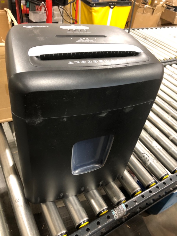 Photo 1 of Generic paper shredder 