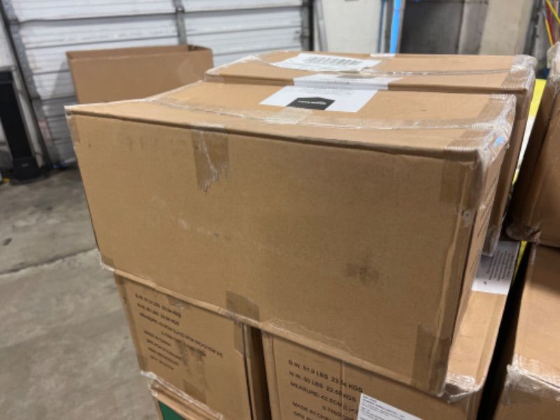Photo 3 of Amazon Basics Rubber Encased Hex Dumbbell Hand Weight 50 Pounds Rubber Encased Hex Dumbbell