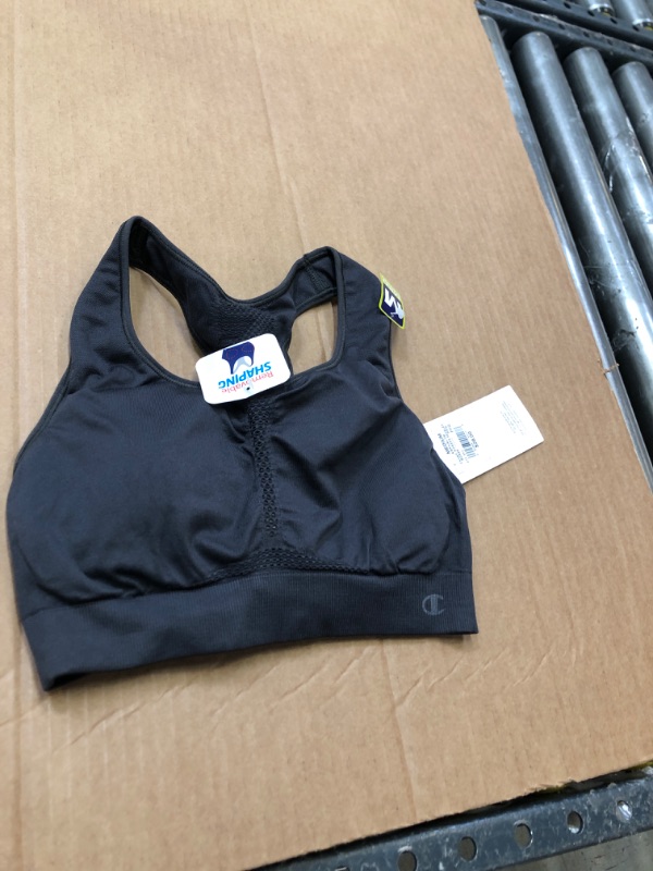 Photo 2 of Champion® Infinity Shape Seamless Medium-Impact Sports Bra B0826