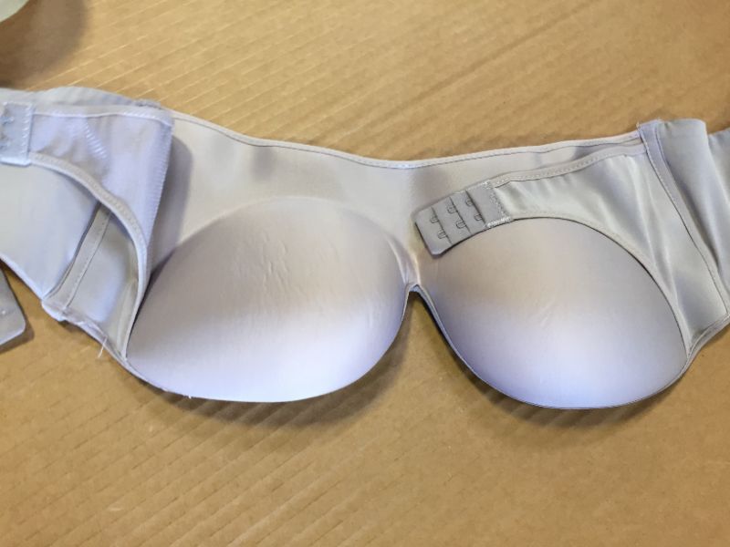 Photo 2 of 1 PIECE Pieces Strapless Pushup Bra Front Buckle Lift Bra Women Upwingsbra Wireless Non-Slip Invisible Front Hook Underwear  and Gray (34) B