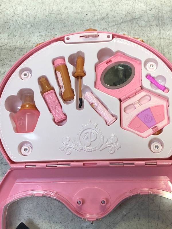 Photo 2 of Princess makeup kit