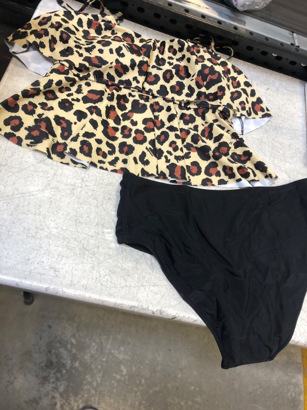 Photo 1 of 2 PIECE BIKINI 
SIZE XL 