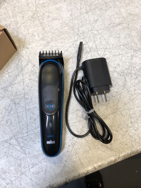 Photo 1 of Men’s electric shaver