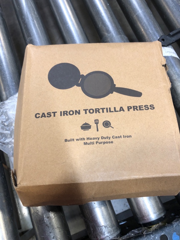 Photo 2 of 6.5 Inch Cast Iron Tortilla Press. Tortilla Maker, Flour Tortilla press, Rotis Press, Dough Press, Pataconera Seasoned with Flaxeed Oil
