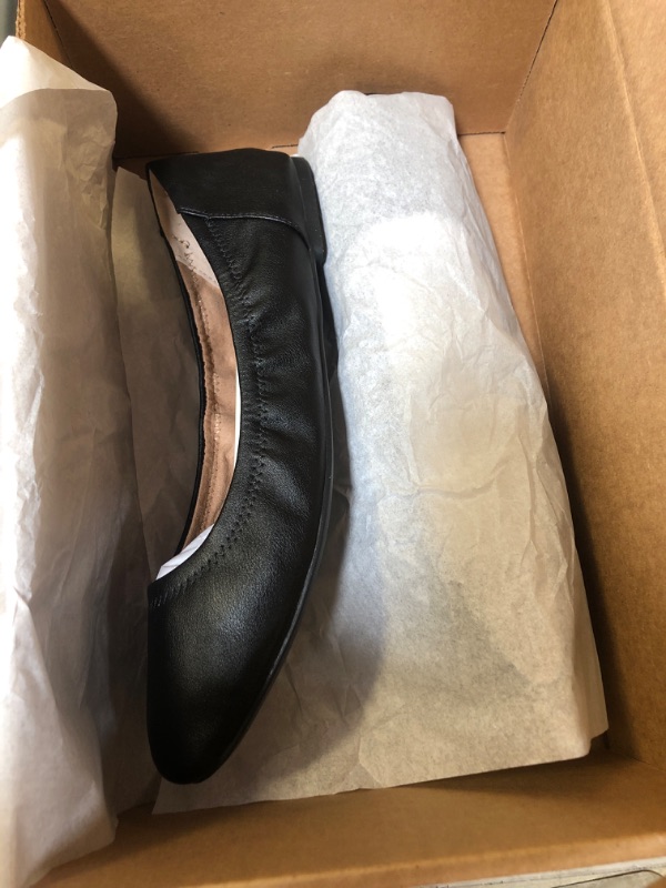 Photo 1 of Amazon Essentials Women's Belice Ballet Flat, SIZE 12
