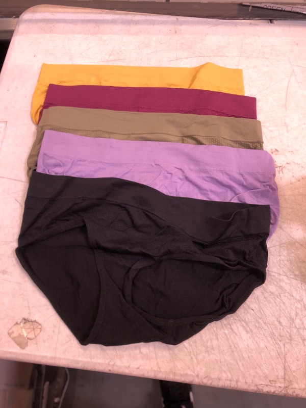 Photo 1 of 5 PACK UNDERWEAR
SIZE XL  