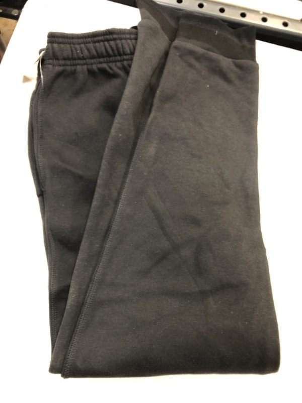 Photo 2 of Amazon Essentials Men's Fleece Jogger Pant Small Black MEDIUM