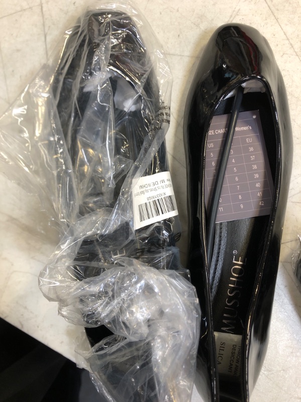 Photo 1 of MUSSHOE Flat Shoes Women Comfortable Pointed Toe Slip on Women's Flats size see 2nd photo black plain size 9