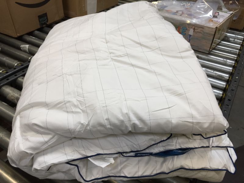 Photo 1 of BedSure Queen Comforter -- White/Navy Blue *** ITEM HAS SOME MARKS FROM PACKAGING ***